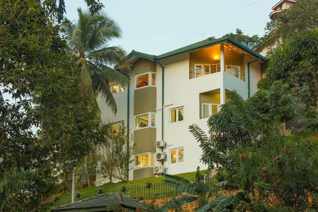 Shalom Residence Канди Экстерьер фото