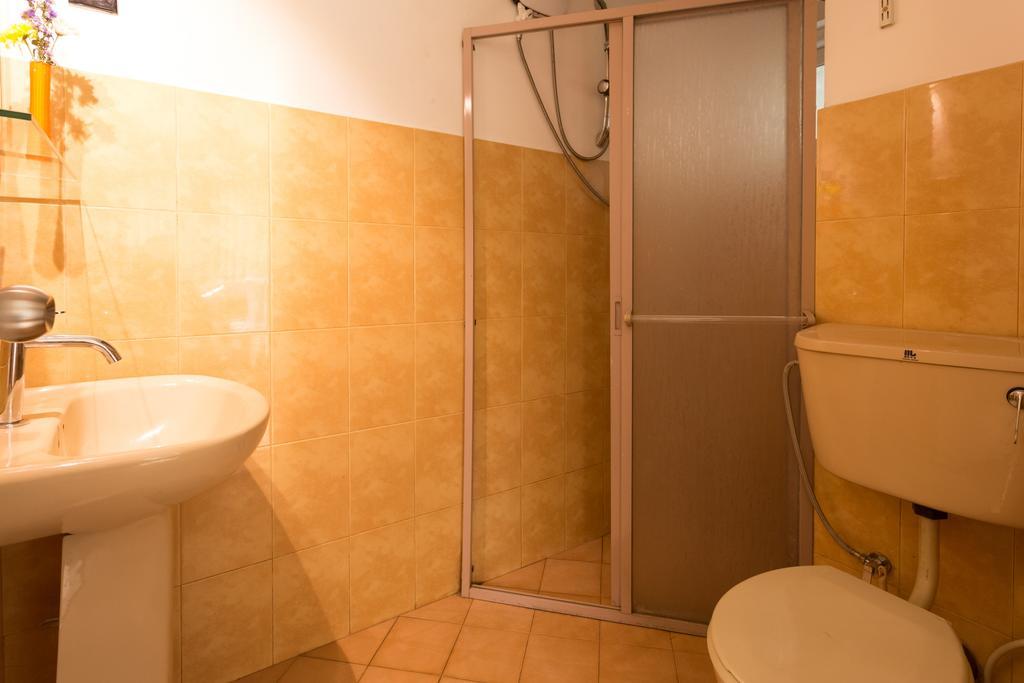 Shalom Residence Канди Экстерьер фото